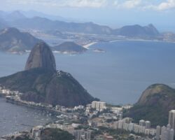 Sugar Loaf Mountain Sugar Loaf Mountain and ocean