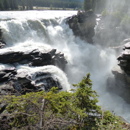 Photos of Canada, beautiful thundering waterfalls